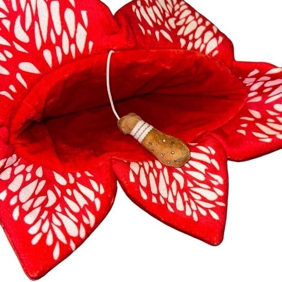 Stranger Things Demogorgon Cat bed, sack w catnip toy Crinkle explore kitten fer - Picture 3 of 7